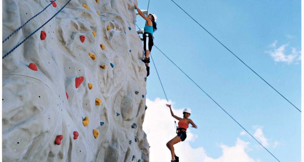 Women Climbing